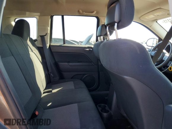 2011 Jeep Compass Latitude with VIN 1J4NT1FB1BD219826, listed as a Copart auction lot 44562315 with 116,006 mi miles and Clean Title. Bid and sale history available at carsss.com. Image 11.