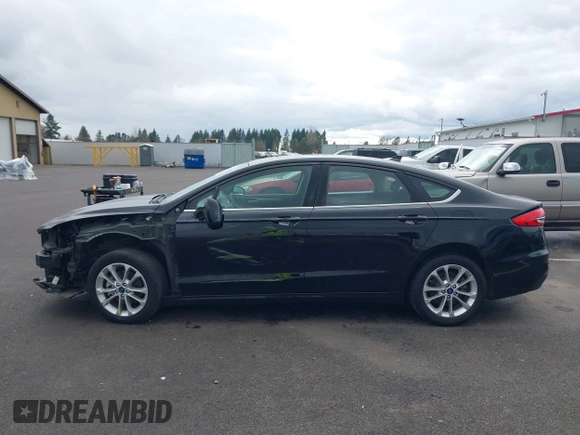 2019 Ford Fusion SE with VIN 3FA6P0HD8KR179507, listed as a IAAI auction lot 41701833 with 54,632 mi miles. Bid and sale history available at carsss.com. Image 15.