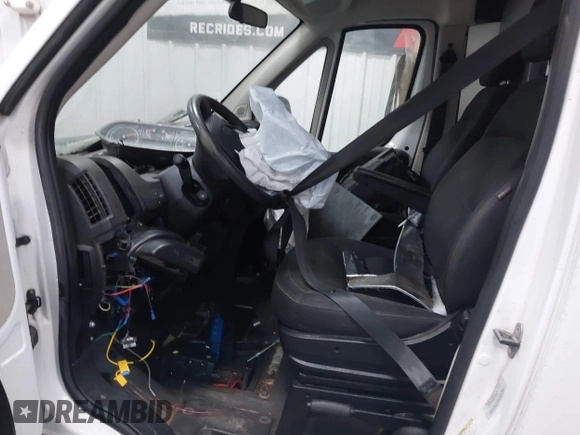 2016 Ram ProMaster Cargo with VIN 3C6TRVNG6GE116477, listed as a IAAI auction lot 41163208 with 100,971 mi miles and . Bid and sale history available at DreamBid. Image 5.