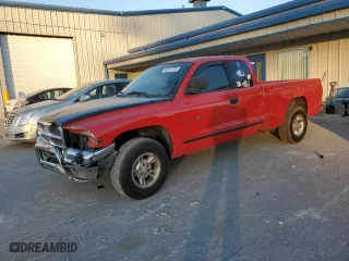 2000 Dodge Dakota Sport with VIN 1B7GL22N5YS524111, listed as a Copart auction lot 46151735 with 516,925 mi miles and Salvage Title. Bid and sale history available at carsss.com. Image 1.