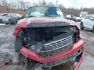 2008 Lincoln Navigator with VIN 5LMFU28518LJ18538, listed as a IAAI auction lot 41546111 with 123,174 mi miles. Bid and sale history available at carsss.com. Image 12.