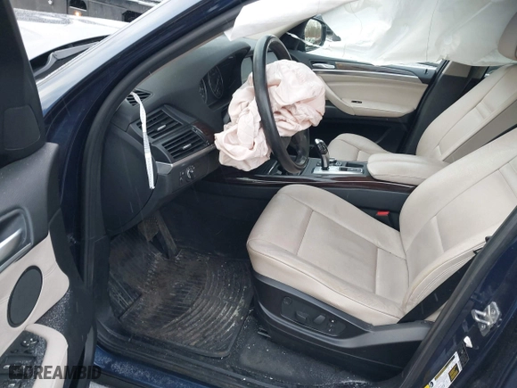2011 BMW X5 35i with VIN 5UXZV4C54BL738262, listed as a IAAI auction lot 41633474 with 173,914 mi miles. Bid and sale history available at carsss.com. Image 5.