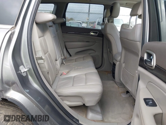 2012 Jeep Grand Cherokee Laredo with VIN 1C4RJFAG8CC298268, listed as a IAAI auction lot 40787833 with 206,486 mi miles. Bid and sale history available at carsss.com. Image 8.