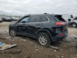 2016 Jeep Cherokee Latitude with VIN 1C4PJMCB2GW199589, listed as a Copart auction lot 46956455 with 105,080 mi miles and Salvage Title. Bid and sale history available at DreamBid. Image 2.