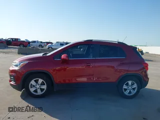 2020 Chevrolet Trax LT with VIN 3GNCJLSB7LL229882, listed as a IAAI auction lot 42005834 with 38,975 mi miles and . Bid and sale history available at DreamBid. Image 14.