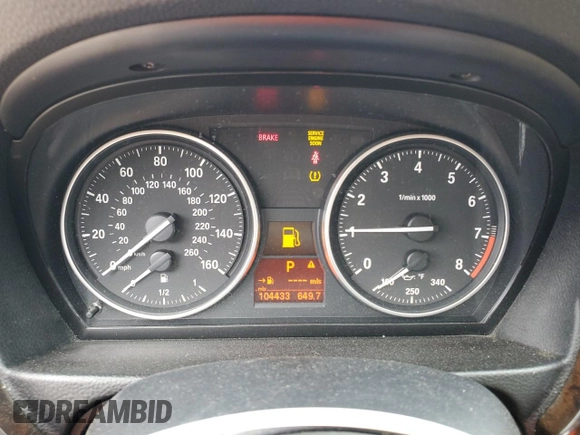 2008 BMW 3 Series 335xi z VIN WBAVD53528A285513, wystawiony jako Copart lot #57087105 z przebiegiem 104 433 mil mil oraz Szkoda całkowita • Salvage title. Historia ofert i sprzedaży dostępna na DreamBid. Obrazek 9.