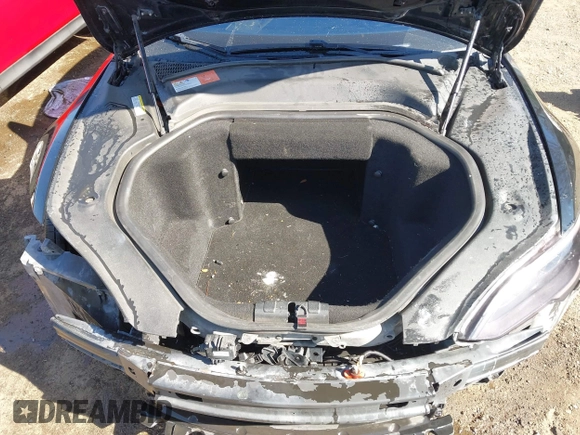 2014 Tesla Model S 60 with VIN 5YJSA1H1XEFP34226, listed as a IAAI auction lot 41806604 with 216,021 mi miles and . Bid and sale history available at DreamBid. Image 10.