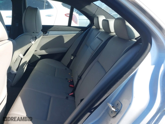 2008 Mercedes-Benz C-Class 3.0L Sport with VIN WDDGF54XX8F106777, listed as a IAAI auction lot 41431939 with 151,679 mi miles. Bid and sale history available at carsss.com. Image 8.