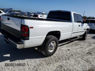 2001 Dodge Ram 2500 with VIN 1B7KC23631J224435, listed as a Copart auction lot 76152604 with 0 mi miles and Salvage Title. Bid and sale history available at carsss.com. Image 3.