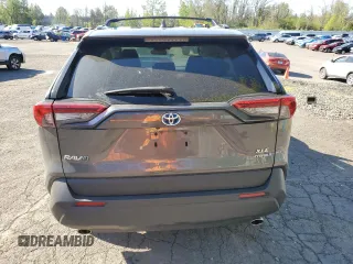 2021 Toyota RAV4 Hybrid LE with VIN 4T3B6RFV1MU042547, listed as a Copart auction lot 53558175 with 77,985 mi miles and Salvage title. Bid and sale history available at DreamBid. Image 6.
