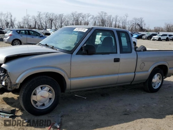 2003 GMC Sonoma SLS z VIN 1GTCS19X438126834, wystawiony jako Copart lot #47657815 z przebiegiem 77 789 mil mil oraz Szkoda całkowita • Salvage title. Historia ofert i sprzedaży dostępna na DreamBid. Obrazek 1.