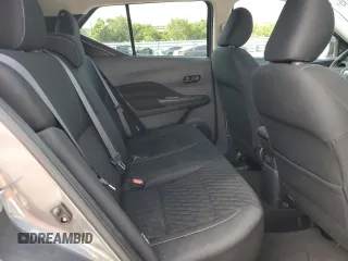 2021 Nissan Kicks S z VIN 3N1CP5BV6ML507995, wystawiony jako Copart lot #60280235 z przebiegiem Nie podano mil oraz Nie do naprawy • Non repairable. Historia ofert i sprzedaży dostępna na DreamBid. Obrazek 11.