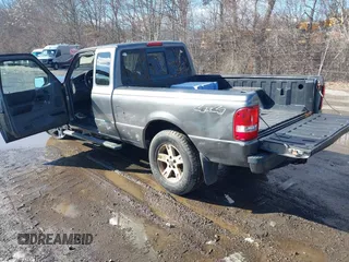 2006 Ford Ranger XL with VIN 1FTZR15E96PA43971, listed as a IAAI auction lot 41464878 with 195,461 mi miles. Bid and sale history available at carsss.com. Image 3.