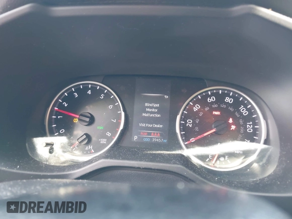 2021 Toyota RAV4 XLE с VIN 2T3P1RFV2MC177476, выставлен на аукционе IAAI как лот 42603949 с пробегом 39 457 миль миль и . История ставок и продаж доступна на DreamBid. Изображение 7.