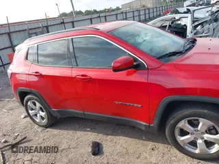 2018 Jeep Compass Latitude with VIN 3C4NJCBB0JT124163, listed as a IAAI auction lot 42293176 with 55,676 mi miles and . Bid and sale history available at DreamBid. Image 13.