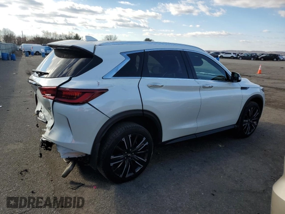 2022 Infiniti QX50 LUXE with VIN 3PCAJ5BB4NF107154, listed as a Copart auction lot 42531093 with 13,758 mi miles. Bid and sale history available at carsss.com. Image 3.