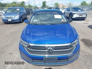 2024 Volkswagen Jetta SE with VIN 3VW7M7BU8RM067013, listed as a IAAI auction lot 42179920 with 32,418 mi miles and . Bid and sale history available at DreamBid. Image 12.