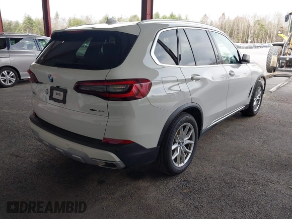 2023 BMW X5 xDrive40i with VIN 5UXCR6C05P9R85868, listed as a IAAI auction lot 41816839 with 34,913 mi miles. Bid and sale history available at carsss.com. Image 4.