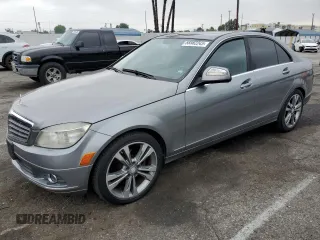 2008 Mercedes-Benz C 300 Sport z VIN WDDGF54X18F064757, wystawiony jako Copart lot #58582245 z przebiegiem 108 768 mil mil oraz Szkoda całkowita • Salvage title. Historia ofert i sprzedaży dostępna na DreamBid. Obrazek 1.