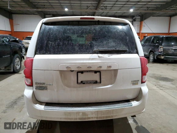 2017 Dodge Grand Caravan Crew Plus with VIN 2C4RDGDG0HR686411, listed as a Copart auction lot 43942305 with 200,408 mi miles and Clean Title. Bid and sale history available at DreamBid. Image 6.