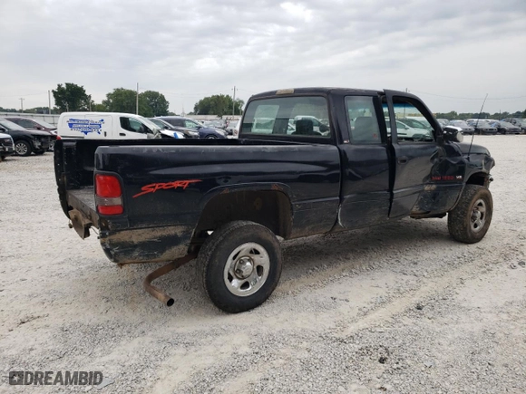 1996 Dodge Ram 1500 with VIN 3B7HF13Z6TG139535, listed as a Copart auction lot 46540125 with 152,360 mi miles and Non Repairable. Bid and sale history available at carsss.com. Image 3.