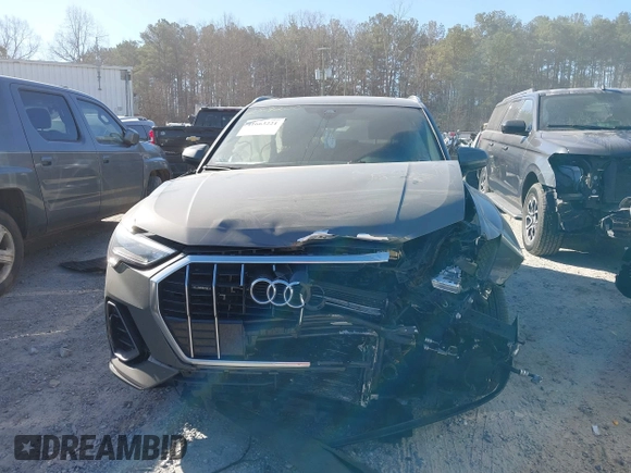 2021 Audi Q3 S line Premium with VIN WA1DECF39M1039802, listed as a IAAI auction lot 41663221 with 50,455 mi miles and . Bid and sale history available at DreamBid. Image 12.