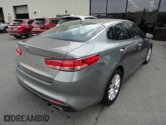 2017 Kia Optima EX with VIN 5XXGU4L39HG177348, listed as a Copart auction lot 60940355 with 28,500 mi miles and Clean title. Bid and sale history available at DreamBid. Image 4.