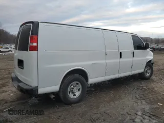 2017 Chevrolet Express Cargo Van with VIN 1GCWGBFF2H1336512, listed as a Copart auction lot 88710335 with 266,562 mi miles and Salvage Title. Bid and sale history available at carsss.com. Image 3.