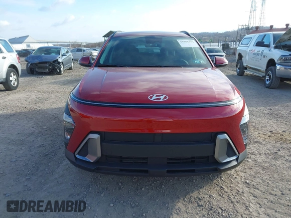 2025 Hyundai Kona SEL with VIN KM8HBCAB9SU214104, listed as a IAAI auction lot 41885571 with 6,031 mi miles. Bid and sale history available at carsss.com. Image 12.