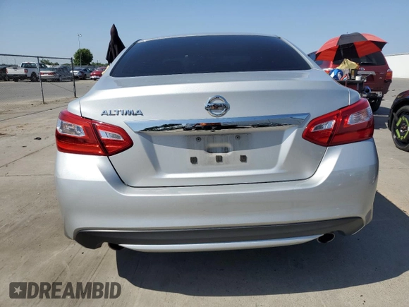 2016 Nissan Altima S z VIN 1N4AL3AP0GN360901, wystawiony jako Copart lot #55363765 z przebiegiem 155 822 mil mil oraz Szkoda całkowita • Salvage title. Historia ofert i sprzedaży dostępna na DreamBid. Obrazek 6.