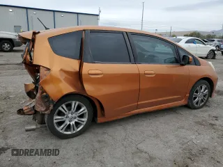2009 Honda Fit Sport w/Navi with VIN JHMGE88609S006727, listed as a Copart auction lot 48816235 with 152,252 mi miles and Salvage Title. Bid and sale history available at carsss.com. Image 3.