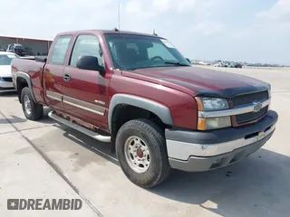 2003 Chevrolet Silverado 2500 LT with VIN 1GCGK29U23Z223490, listed as a IAAI auction lot 41936079 with 275,294 mi miles. Bid and sale history available at carsss.com. Image 1.