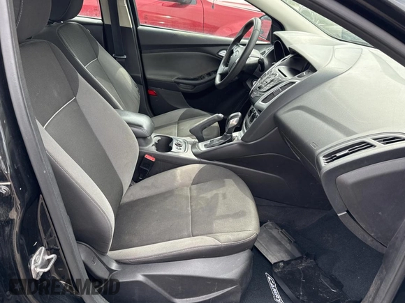 2014 Ford Focus SE with VIN 1FADP3K25EL200882, listed as a Copart auction lot 54733815 with 152,377 mi miles and Clean Title. Bid and sale history available at carsss.com. Image 5.