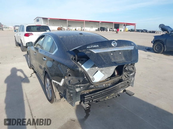 2015 Nissan Altima SL with VIN 1N4AL3AP3FN339653, listed as a IAAI auction lot 41813072 with 42,872 mi miles and . Bid and sale history available at DreamBid. Image 6.