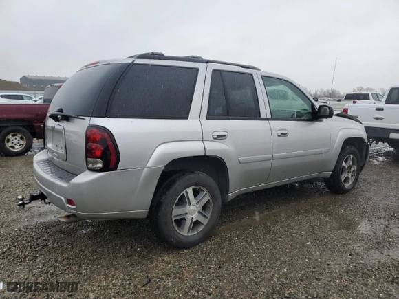 2008 Chevrolet TrailBlazer LT w/1LT with VIN 1GNDS13SX82117476, listed as a Copart auction lot 42653155 with 138,169 mi miles and Salvage Title. Bid and sale history available at carsss.com. Image 3.