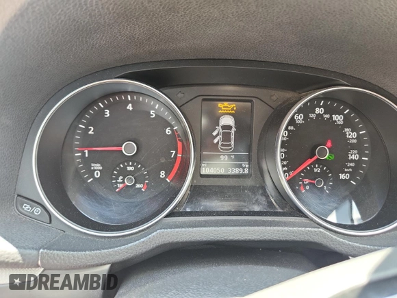 2016 Volkswagen Passat S z VIN 1VWAS7A32GC058844, wystawiony jako Copart lot #63416785 z przebiegiem 104 050 mil mil oraz Szkoda całkowita • Salvage title. Historia ofert i sprzedaży dostępna na DreamBid. Obrazek 9.