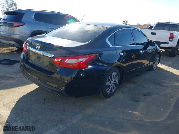2017 Nissan Altima 2.5 S with VIN 1N4AL3AP0HN323817, listed as a IAAI auction lot 41637474 with 120,635 mi miles. Bid and sale history available at carsss.com. Image 4.