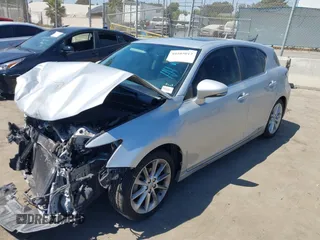 2013 Lexus CT 200h with VIN JTHKD5BH0D2135310, listed as a IAAI auction lot 40105012 with 101,930 mi miles and . Bid and sale history available at DreamBid. Image 17.