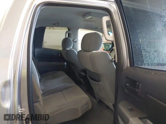 2010 Toyota Tundra 4WD Truck with VIN 5TFUM5F18AX005636, listed as a IAAI auction lot 41536831 with 77,726 mi miles. Bid and sale history available at carsss.com. Image 8.