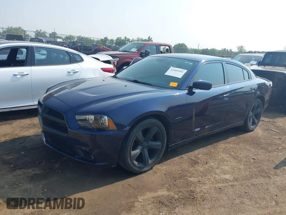 2014 Dodge Charger RT z VIN 2C3CDXCT8EH342657, wystawiony jako IAAI lot #42405941 z przebiegiem 131 120 mil mil oraz . Historia ofert i sprzedaży dostępna na DreamBid. Obrazek 17.