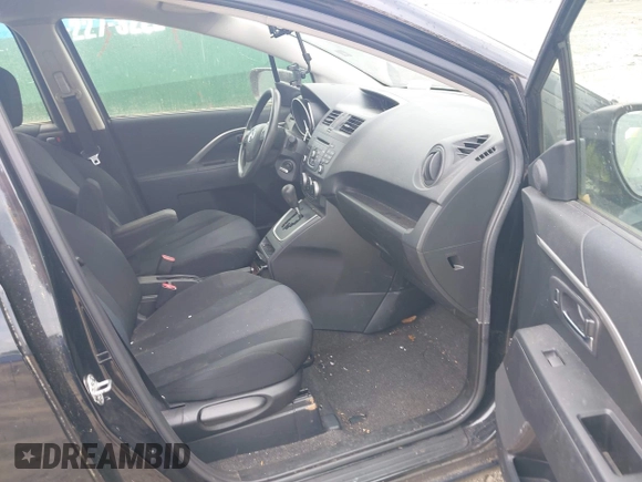 2013 Mazda 5 Sport z VIN JM1CW2BL9D0155084, wystawiony jako IAAI lot #42470090 z przebiegiem 133 038 mil mil oraz . Historia ofert i sprzedaży dostępna na DreamBid. Obrazek 5.