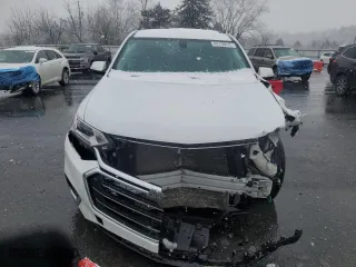2020 Chevrolet Traverse LT Leather with VIN 1GNEVHKW2LJ133971, listed as a Copart auction lot 44739015 with 63,074 mi miles and Salvage Title. Bid and sale history available at carsss.com. Image 5.
