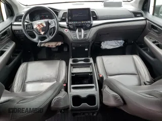 2018 Honda Odyssey Touring with VIN 5FNRL6H81JB078091, listed as a Copart auction lot 51372075 with 104,144 mi miles and Salvage Title. Bid and sale history available at carsss.com. Image 8.