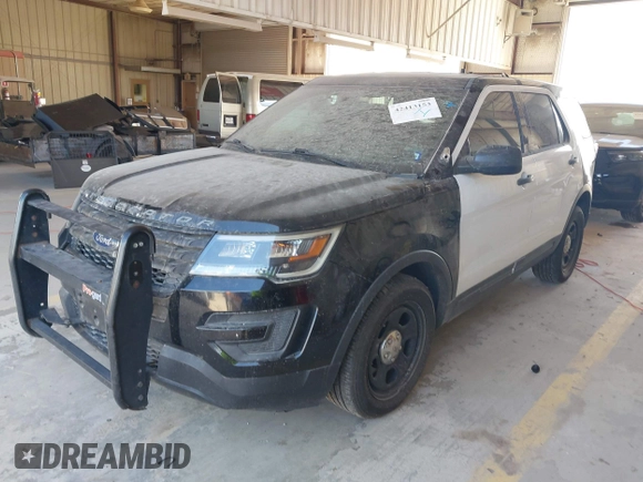 2018 Ford Police Interceptor Utility с VIN 1FM5K8AT5JGB19089, выставлен на аукционе IAAI как лот 42413153 с пробегом 122 665 миль миль и . История ставок и продаж доступна на DreamBid. Изображение 17.