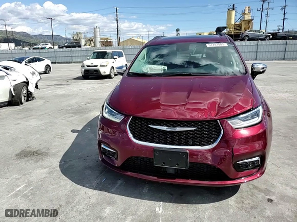 2023 Chrysler Pacifica Limited with VIN 2C4RC3GG9PR605377, listed as a Copart auction lot 51781805 with 7,606 mi miles and Salvage Title. Bid and sale history available at carsss.com. Image 12.