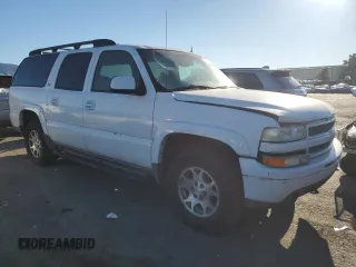 2002 Chevrolet Suburban Z71 with VIN 3GNFK16T52G274926, listed as a Copart auction lot 88449475 with 260,929 mi miles and Salvage Title. Bid and sale history available at carsss.com. Image 4.