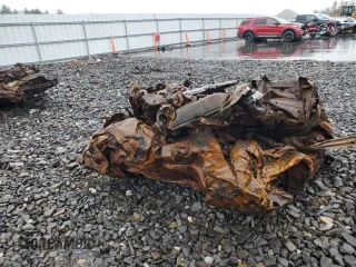 2017 Porsche Cayenne z VIN WP1AA2A26HKA82487, wystawiony jako Copart lot #55988005 z przebiegiem Nie podano mil oraz Szkoda całkowita • Salvage title. Historia ofert i sprzedaży dostępna na DreamBid. Obrazek 2.
