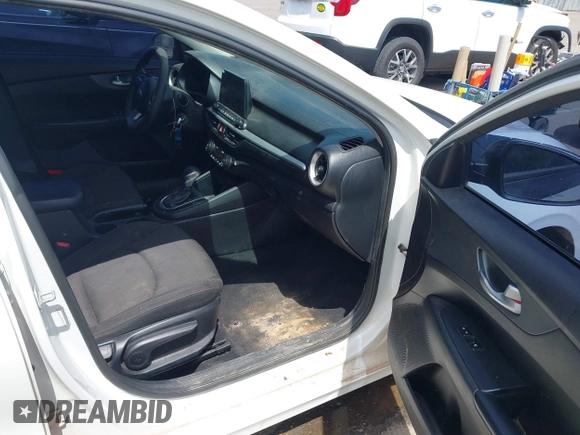 2019 Kia Forte LXS with VIN 3KPF24AD2KE126514, listed as a IAAI auction lot 42374878 with 196,414 mi miles and . Bid and sale history available at DreamBid. Image 5.