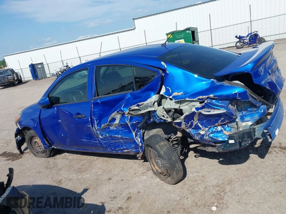 2016 Nissan Versa S с VIN 3N1CN7AP3GL854614, выставлен на аукционе IAAI как лот 42488420 с пробегом 170 343 миль миль и . История ставок и продаж доступна на DreamBid. Изображение 15.