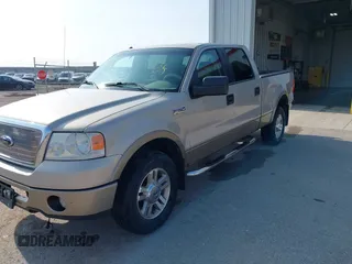 2006 Ford F-150 XLT с VIN 1FTPW14V36KD64144, выставлен на аукционе IAAI как лот 42520136 с пробегом 150 008 миль миль и . История ставок и продаж доступна на DreamBid. Изображение 19.
